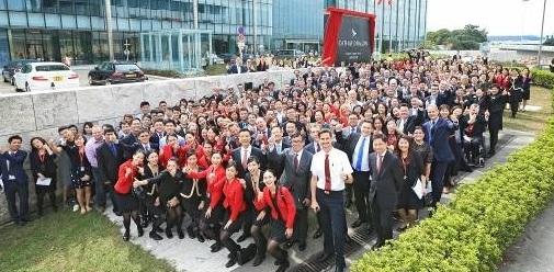 Cathay Dragon celebrates the launch of new era
