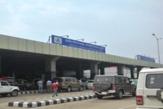 Govt to lease out 6 airports through PPP