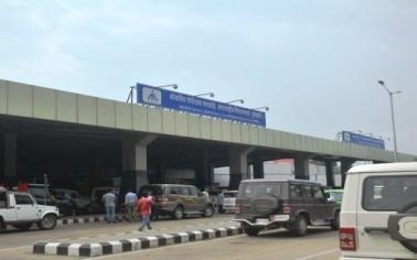 Govt to lease out 6 airports through PPP