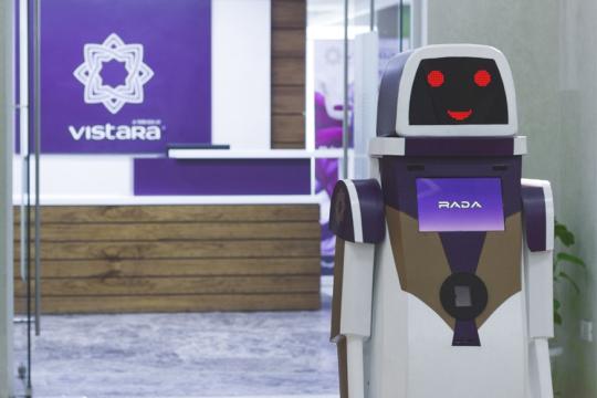 Vistara introduces Rada, first Robot  to assist customers at airports