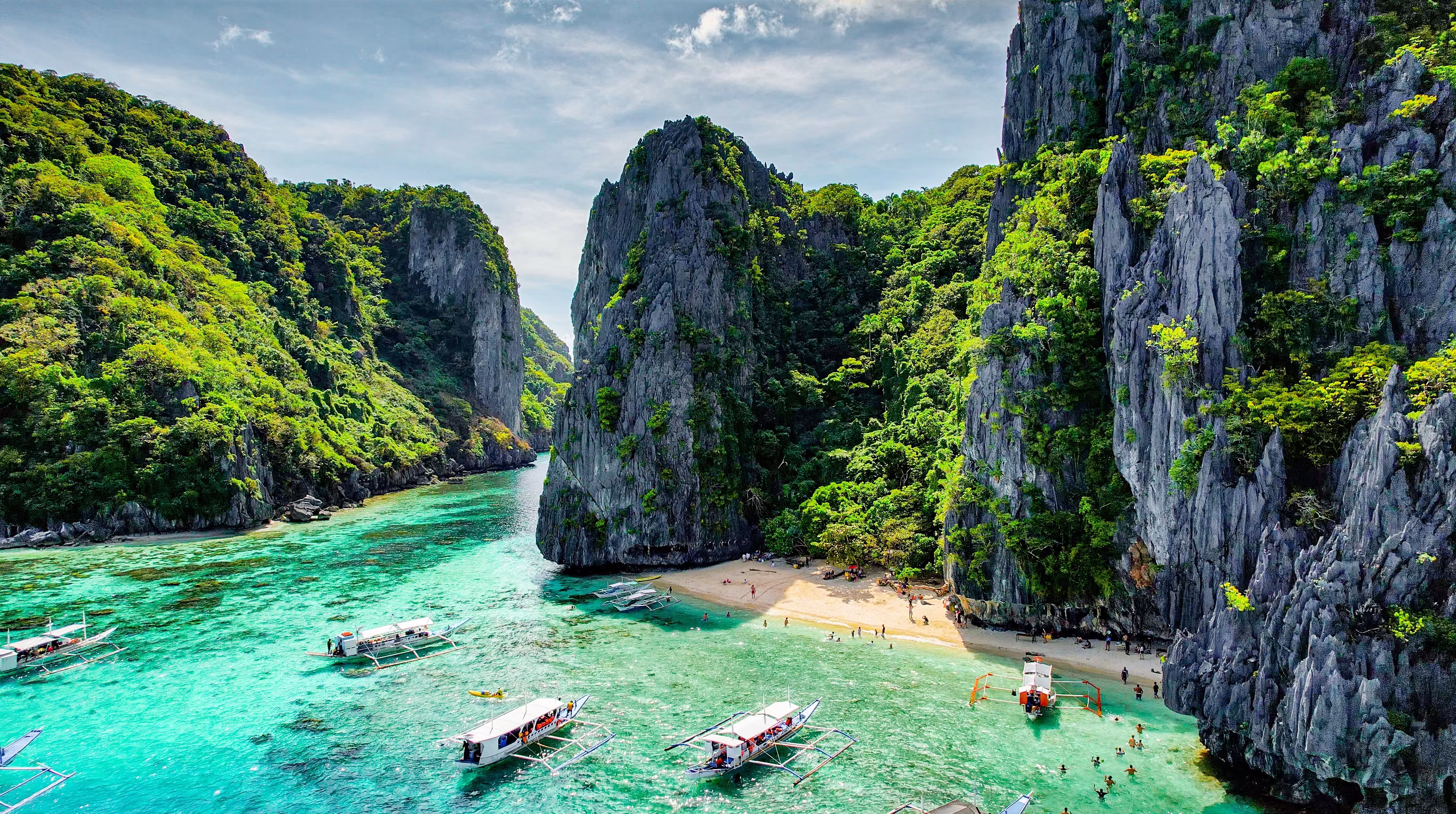 Visa reforms spark 60% surge in travel interest from India to Philippines: Booking.com