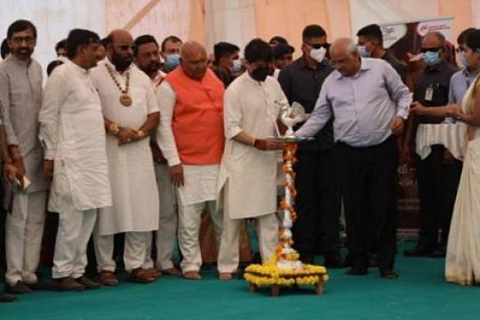 Alliance Air Flags Off Keshod-Mumbai Route