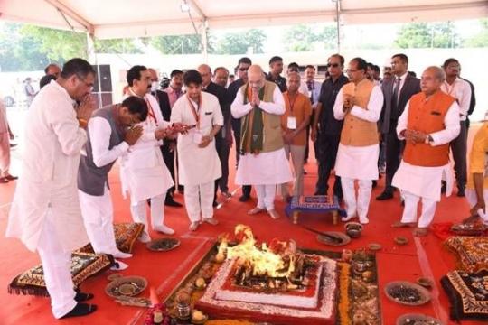 Home Minister Lays Foundation Stone of the New Terminal Building of Gwalior Airport