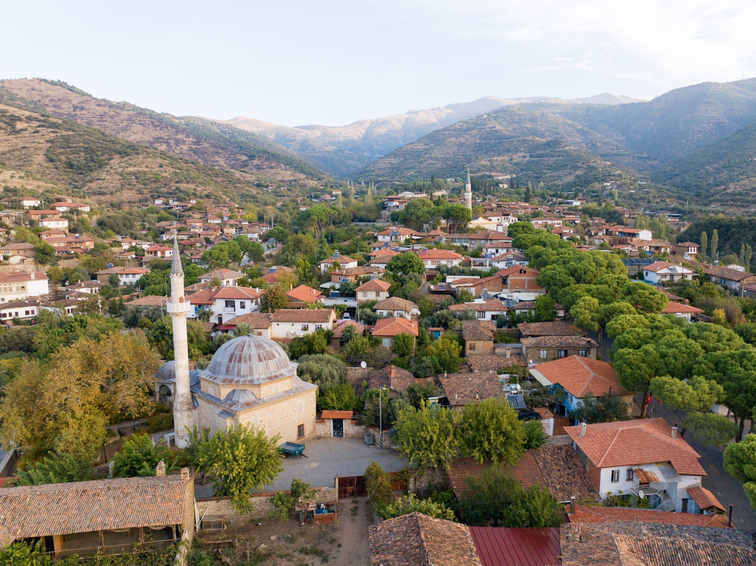 Türkiye welcomes 62.2 mn visitors in 2024
