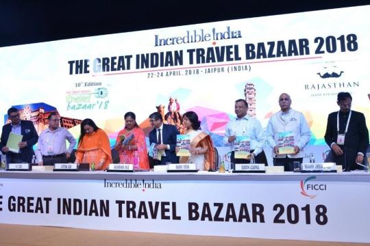 Rajasthan CM launches YES BANK – FICCI Report at GITB 2018