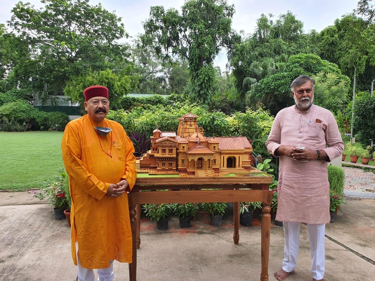 Uttarakhand Urges Center to Expedite Funding of Tourism Projects in the State