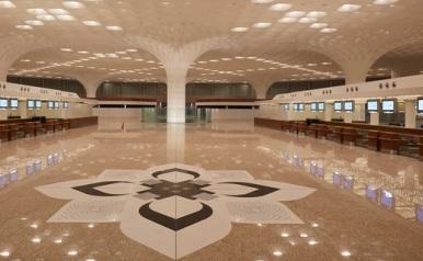 GVK to sell 49% in Mumbai Airport