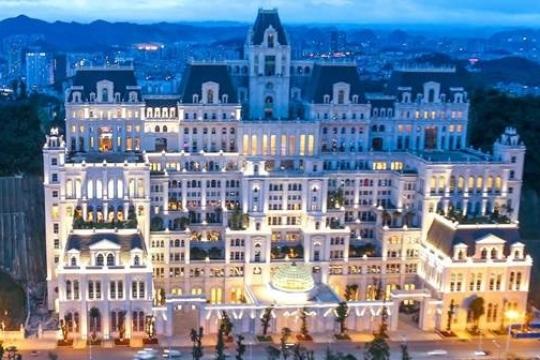 Accor introduces Emblems Collection