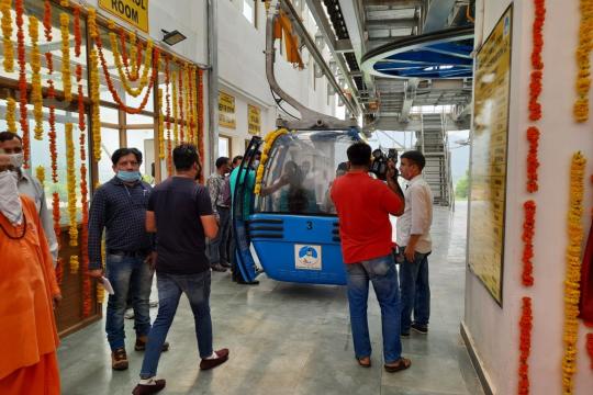 Governor Manoj Sinha inaugurates Section I Ropeway from Peerkho to Mahamaya