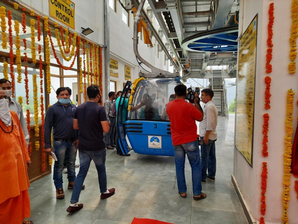 Governor Manoj Sinha inaugurates Section I Ropeway from Peerkho to Mahamaya
