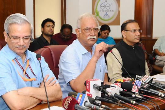 Government introduces rules to tackle unruly passengers