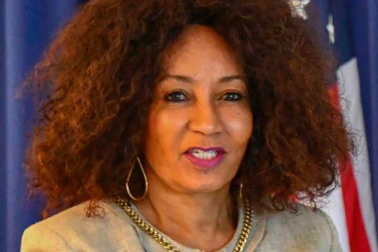 Lindiwe Sisulu takes charge as South African Tourism Minister