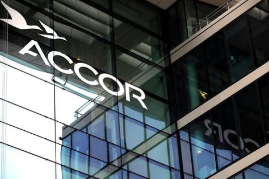 AccorHotels acquires FHRI Hotels & Resorts