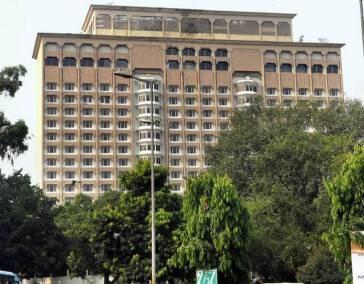 IHCL wins bid for Taj Mansingh