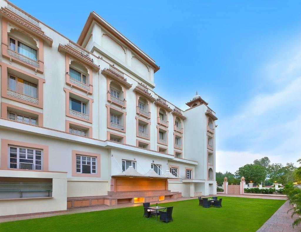Club Mahindra launches Jaipur and Arookutty Resort