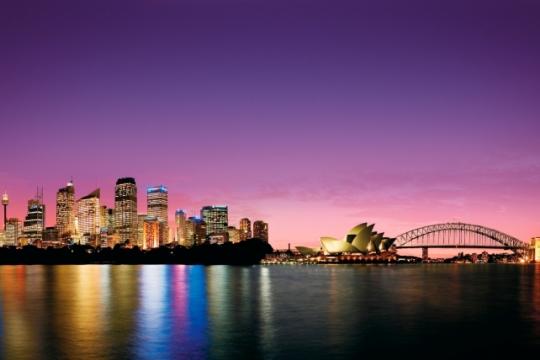 Tourism Australia launches Great Australian Airfare Sale