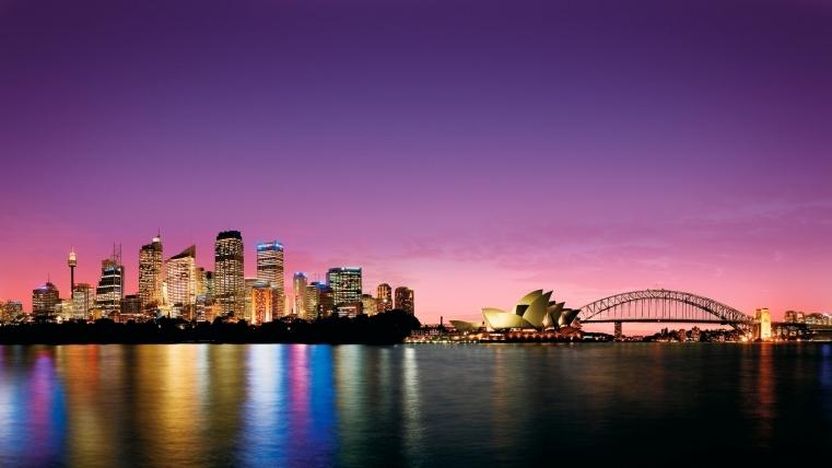 Tourism Australia launches Great Australian Airfare Sale