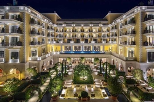 IHG unveils new logo for Regent brand