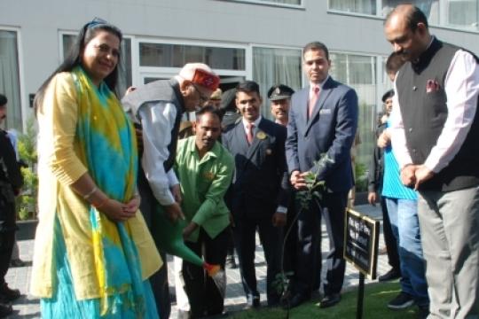 Fortune Select Cedar Trail, Mashobra hosts veteran leader Advani