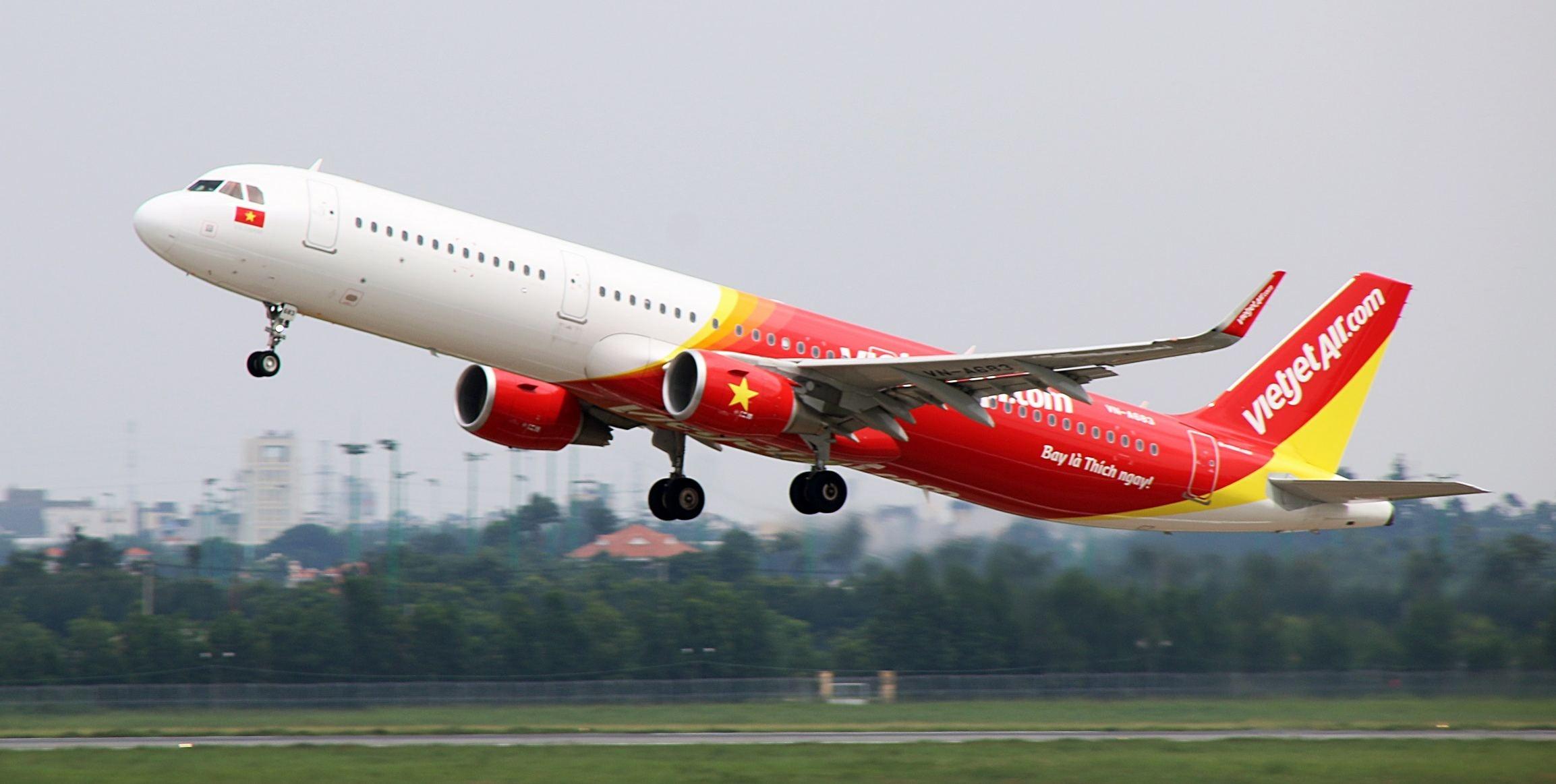 Vietjet to insure passengers against Covid-19