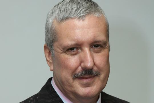 Spain aims over 100,000 Indians in 2016