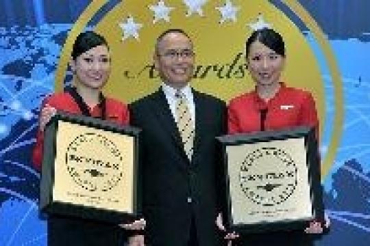 Dragonair felicitated at Skytrax World Airline Awards