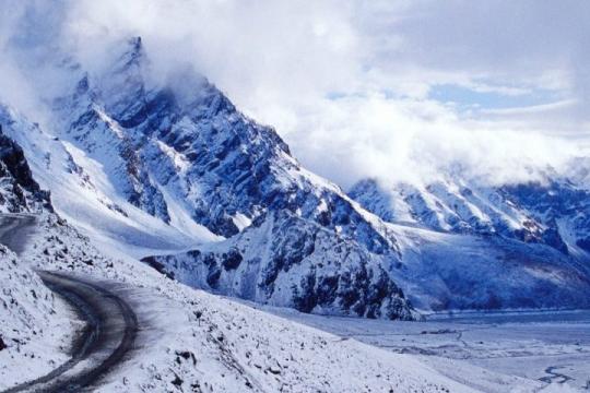 1200 permits issued per day to the vehicles visiting Rohtang Pass: Alphons