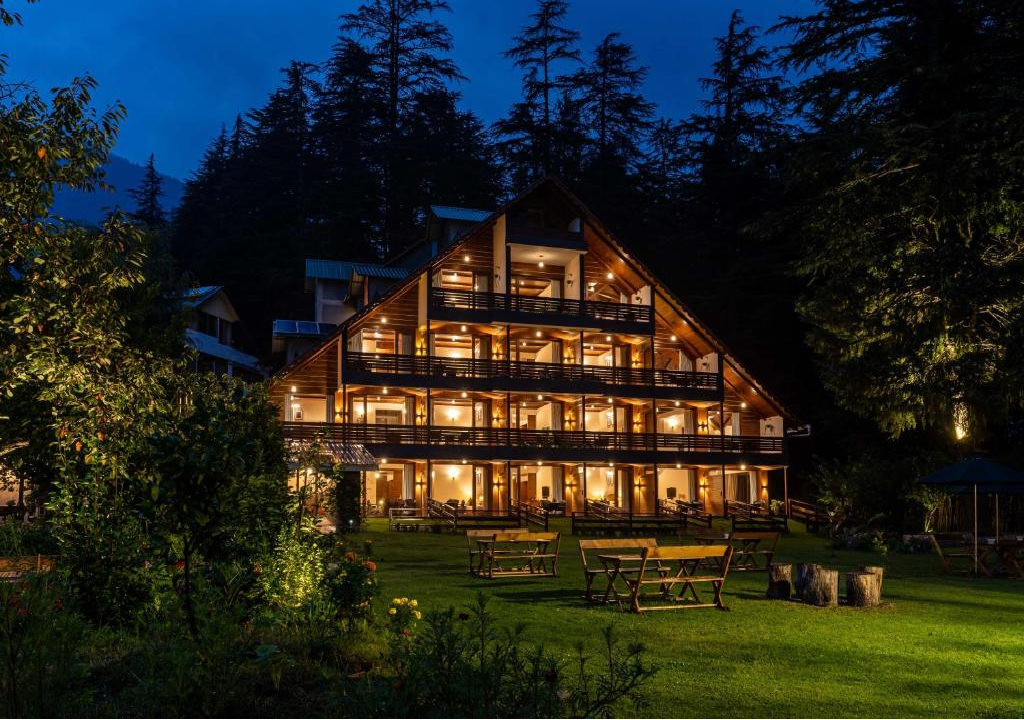 Leisure Hotels Group unveils 2 new properties under Bedzzz portfolio