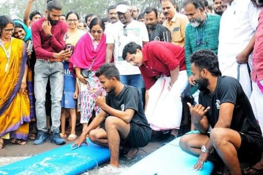 Kerala Launches Surfing School at Beypore