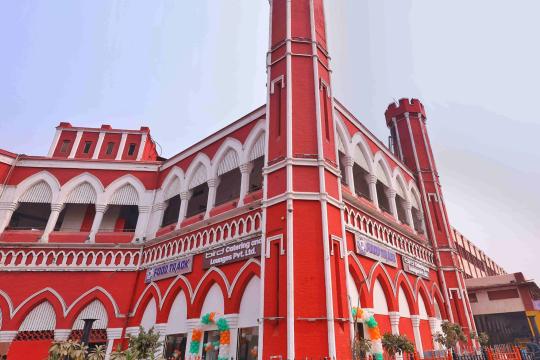 Bird Group’s Catering Wing Enters into Railway Catering Business