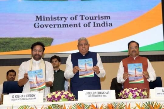 Explore Domestic Tourist Destinations First Before Looking at International Trave : Vice President