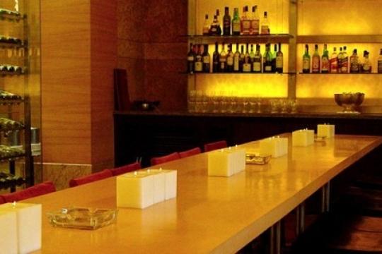 HRAWI to meet Maharashtra CM over liquor ban