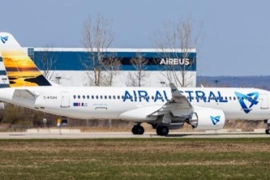 Air Austral Receives first A220-300
