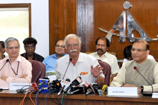 Average airfares fall by 18 % during 2016-17