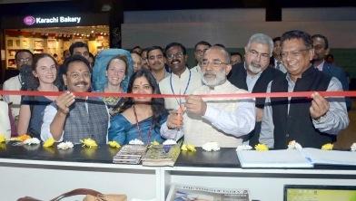 Alphons inaugurates Tourist Facilitation Counter Delhi airport