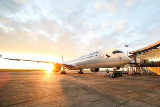 Cathay Pacific receives its first A350-1000
