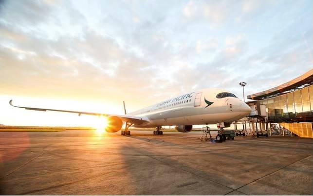 Cathay Pacific receives its first A350-1000