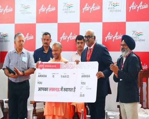 Scindia and Yogi Adityanath Flag Off AirAsiaIndia’s 8 Flights Between Lucknow and Delhi, Bengaluru, Mumbai, Kolkata, and Goa