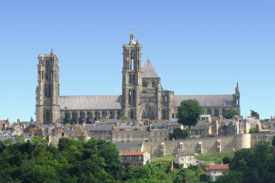 Picardy Tourism launches travel website for India market