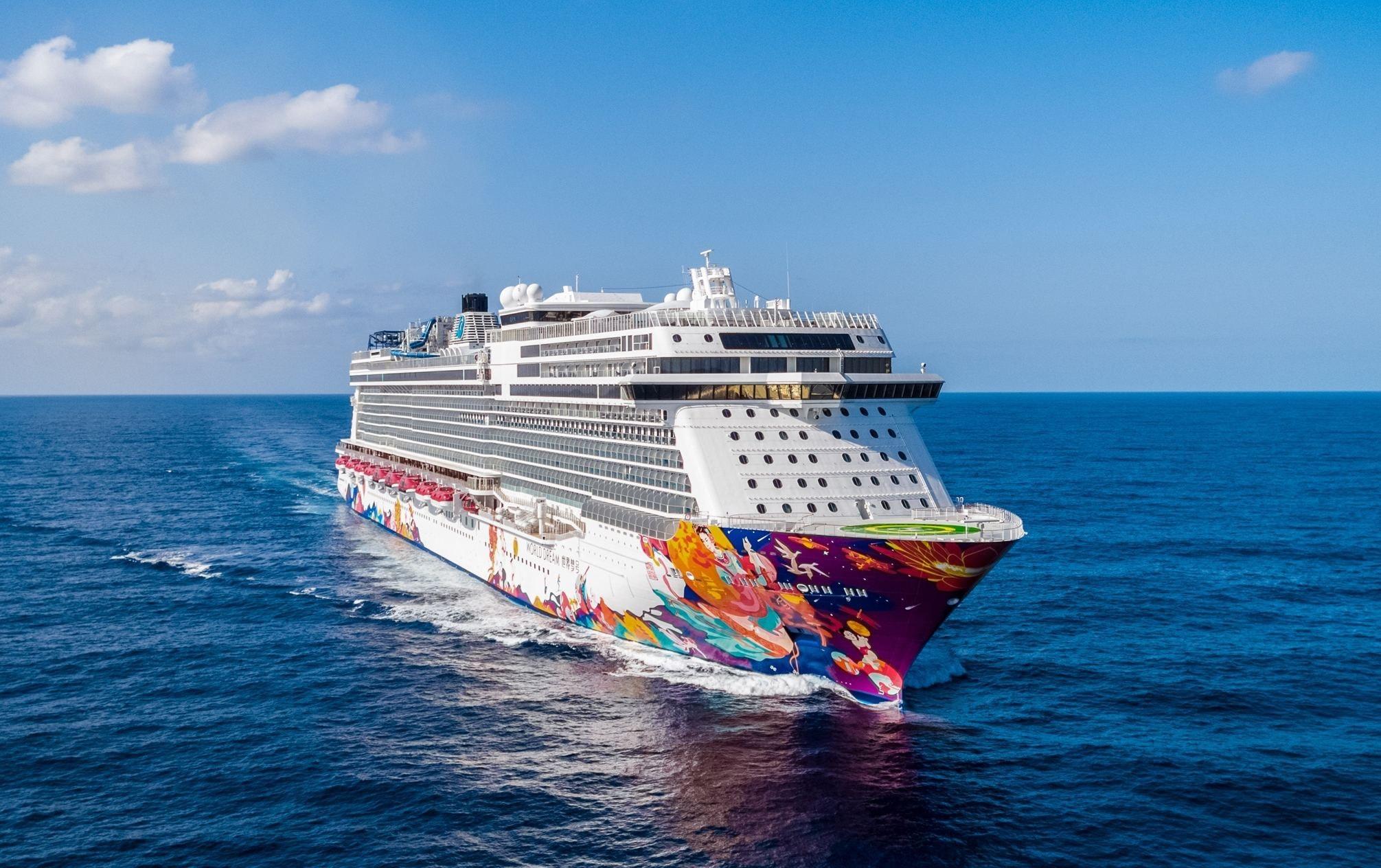 World Dream cruise bookings open to international travellers