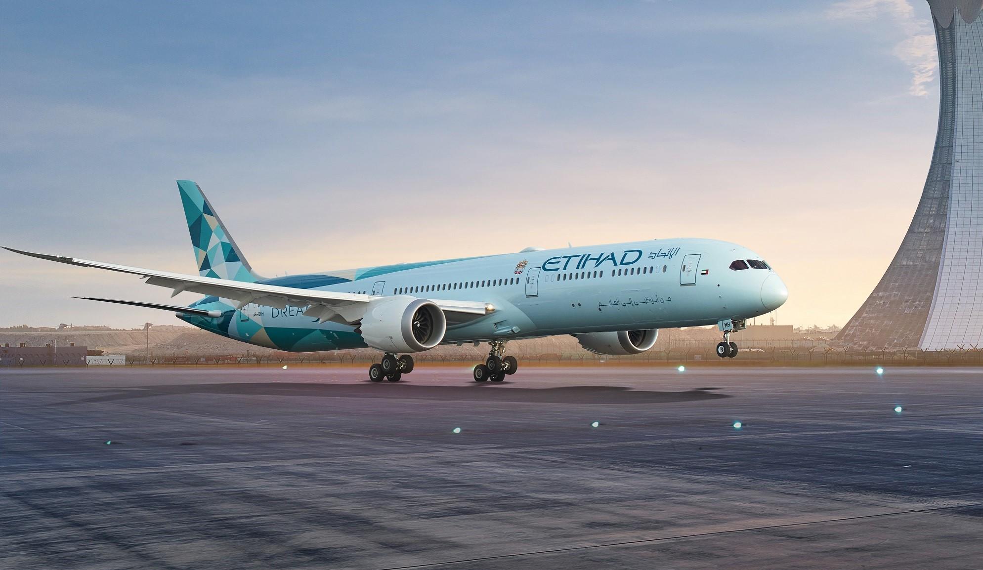 Etihad Airways & World Energy Partner to Decarbonize Flights