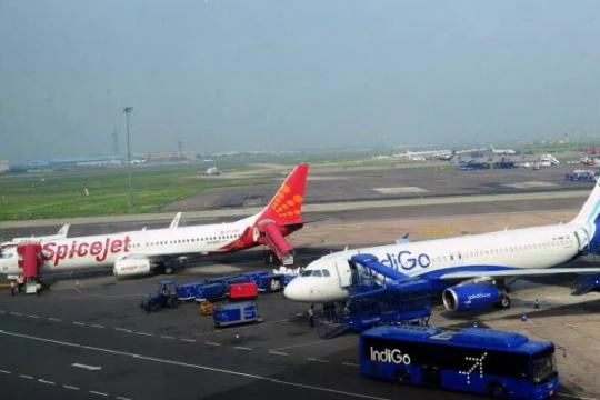 Indian Domestic passenger traffic crashed to 19-20 lakh in May 2021: ICRA