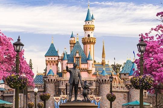 Disneyland Resort California temporarily closed