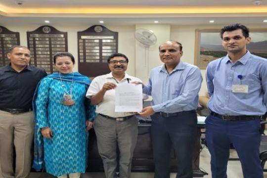 Ashok Travels & Tours Inks MoU with BSF to Cater to Their Travel Needs