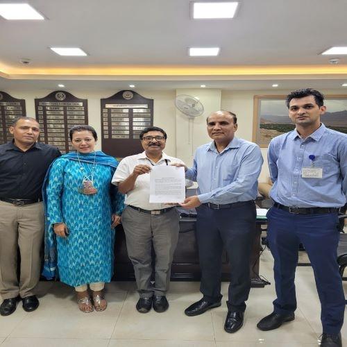 Ashok Travels & Tours Inks MoU with BSF to Cater to Their Travel Needs