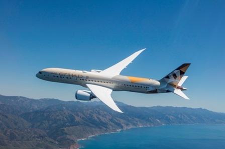 Etihad Celebrates B787 Dreamliner Services to Milan