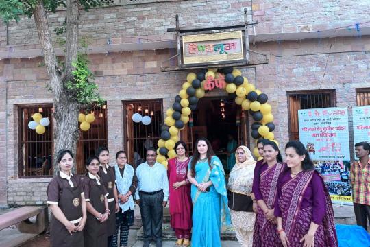 MP launches state’s first women-run ‘Handloom Cafe’ in Pranpur