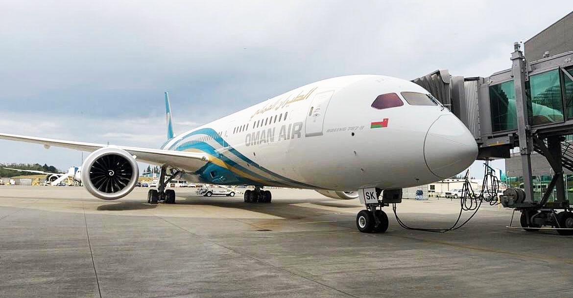Oman Air receives its new Boeing B787-9 aircraft