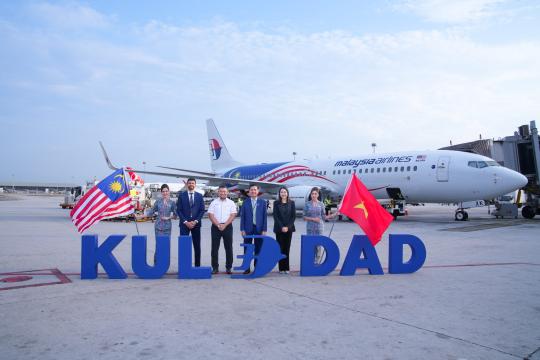 Malaysia Airlines launches inaugural flight to Da Nang, Vietnam