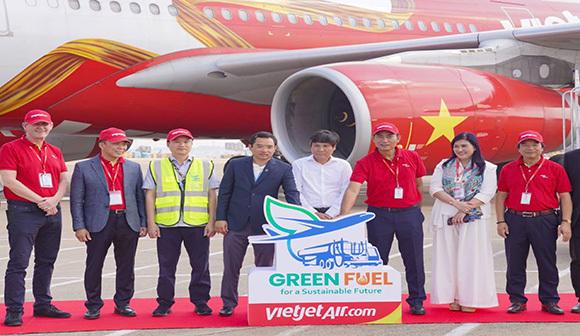 Vietjet operates its first flights powered by SAF